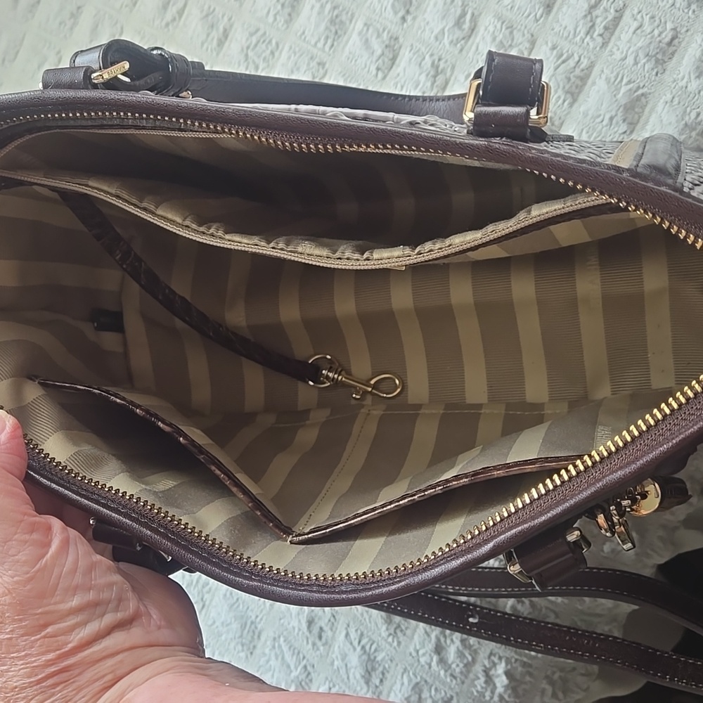Brahmin Mini Asher Crocodile-Embossed Women's Bag In Quill Greco - Picture 5 of 10